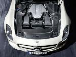 Mercedes-Benz SLS AMG Roadster 2011 года
